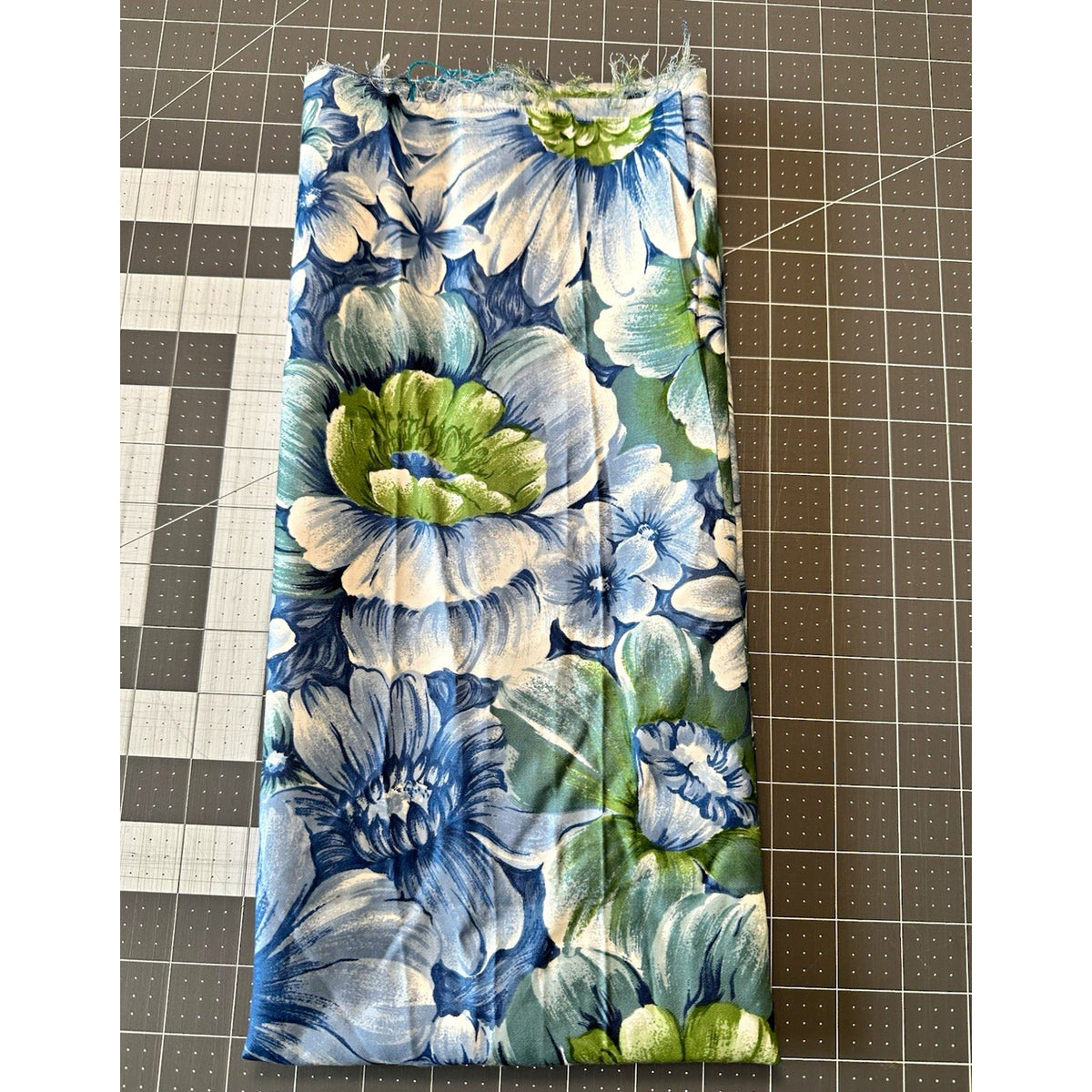 Vintage Cut & Sew Fabric Panel Hawaiian Floral Shorts Pattern HAWAIIPRINT