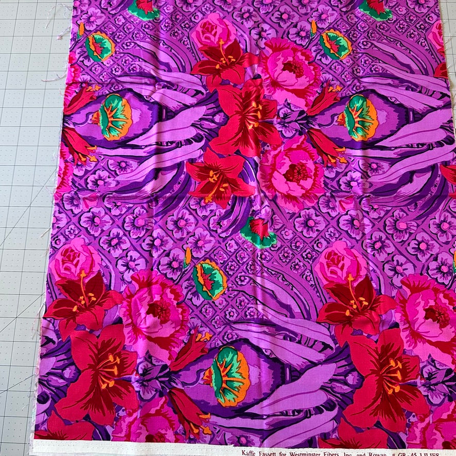 Vintage Kaffe Fassett Lilies Fabric Magenta Purple 0.5 Yard Rowan Westminster GP45 OOP Quilt Cotton Material Destash Big Floral