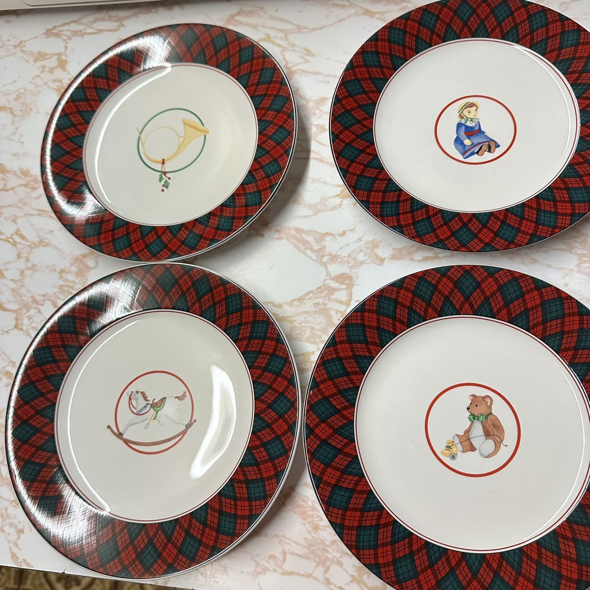 VTG Sasaki Tartan Christmas Toy Accent Plates Set of 4 Charles Roberts Japan