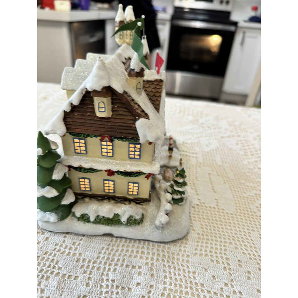 Hawthorne Christmas Village Rudolph's Christmas Town- Santa & Mrs Clause Castle