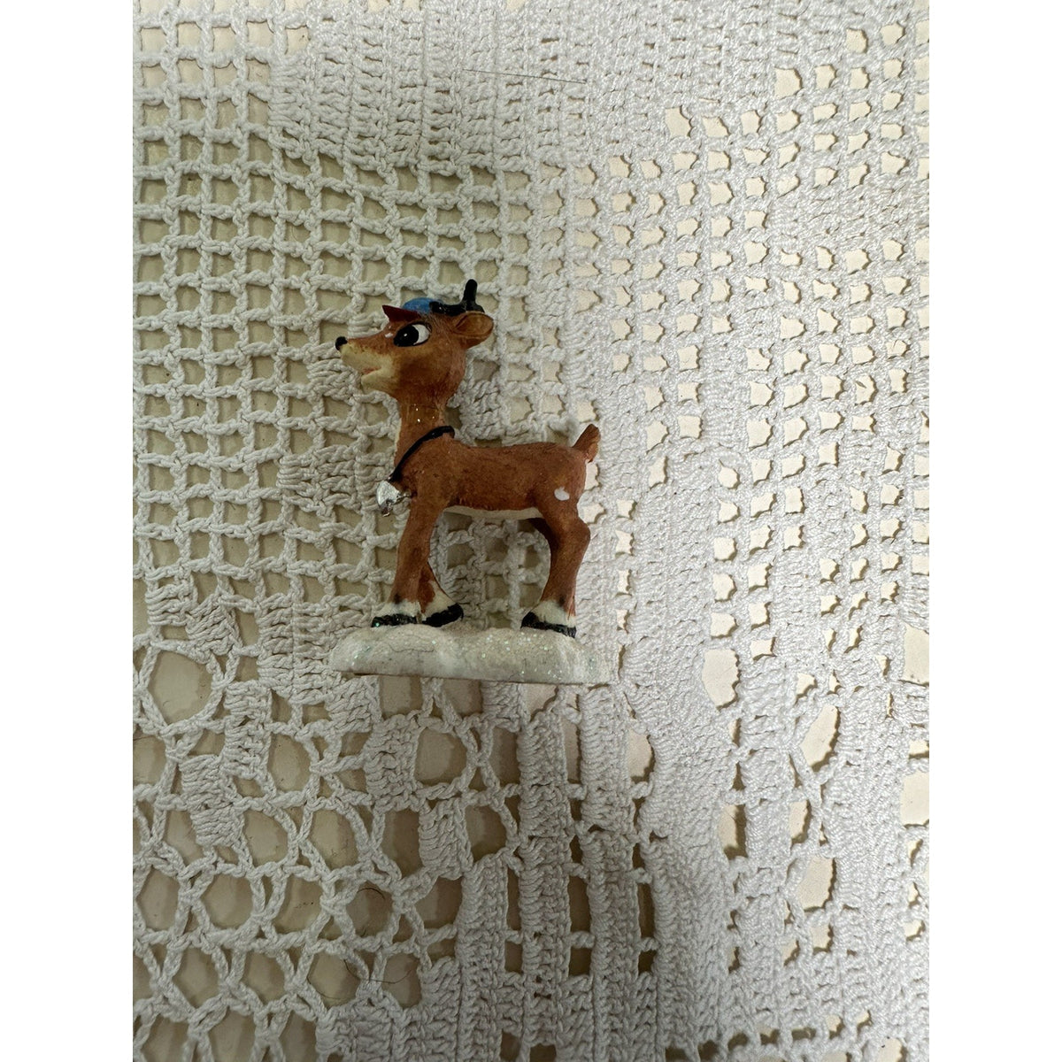Hawthorne Village Rudolph "Coach Comets Flight Camp" 79054 AS-IS Figurine