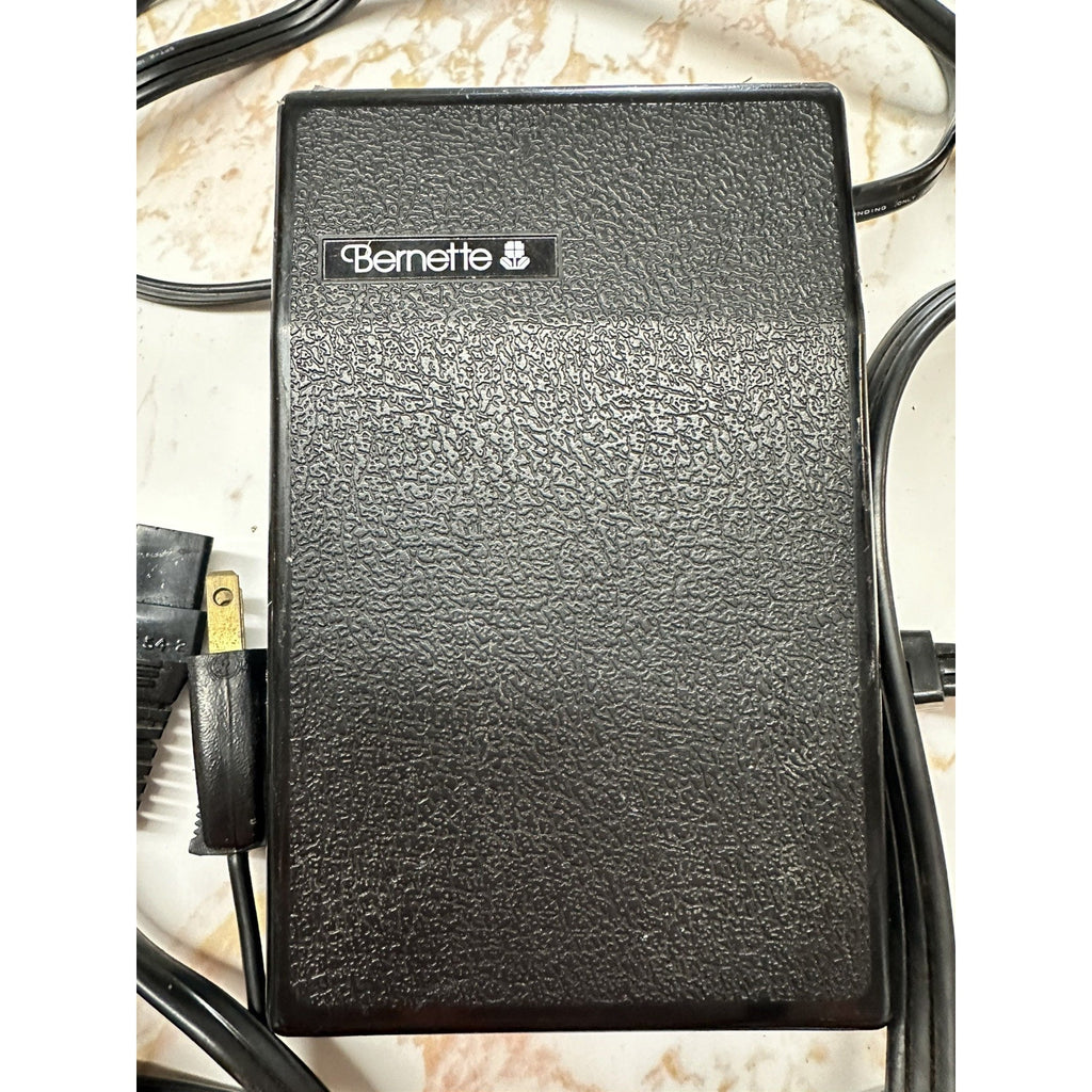 Genuine Bernette YDK YC-420-4 Foot Controller w/ Power Cord 3-Pin Rectangle Plug