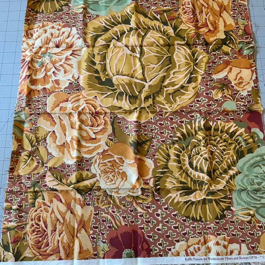 By 1/2 YD Kaffe Fassett CABBAGE and ROSE GP18 Original Issue Westminster fabric