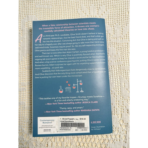 Ali Hazelwood The Love Hypothesis 2021 Trade Paperback Illustrated (Jove)