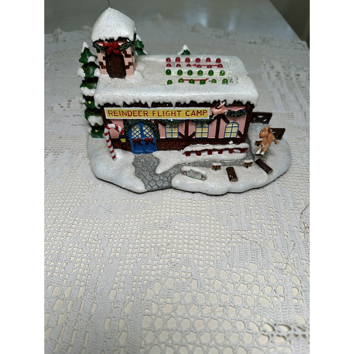 Hawthorne Village Rudolph "Coach Comets Flight Camp" 79054 AS-IS Figurine