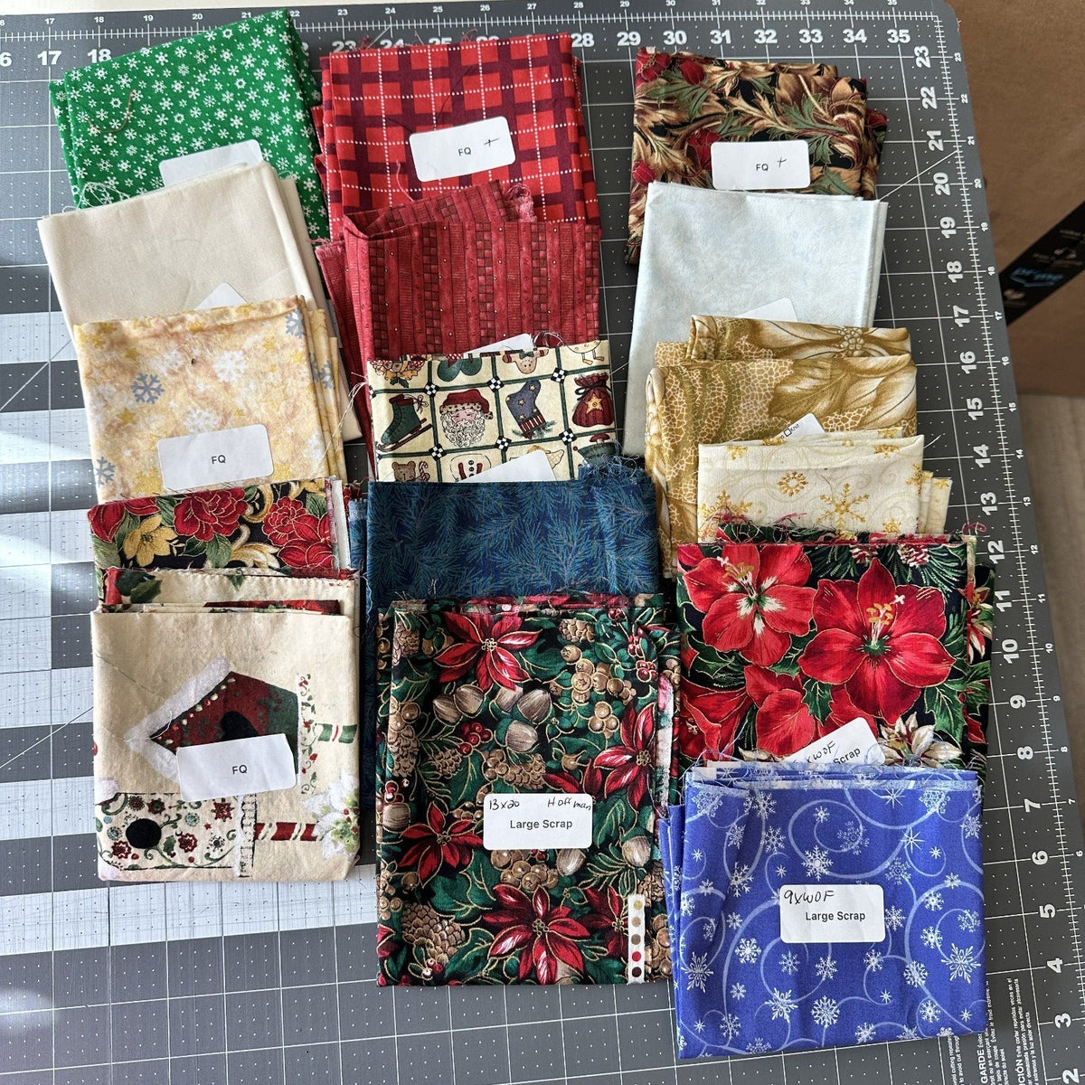 Holiday Christmas Fabric Lot 10+ Yards Quilting Cotton FQs Half Yards