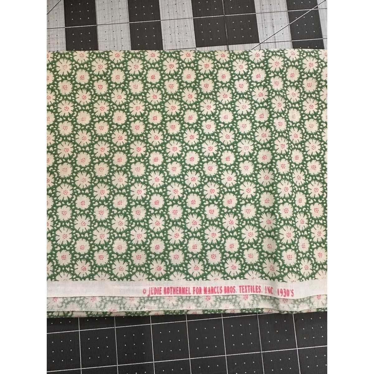 Judie Rothermel "Aunt Grace" 1930s Reproduction Calico Cotton Fabric Marcus RARE