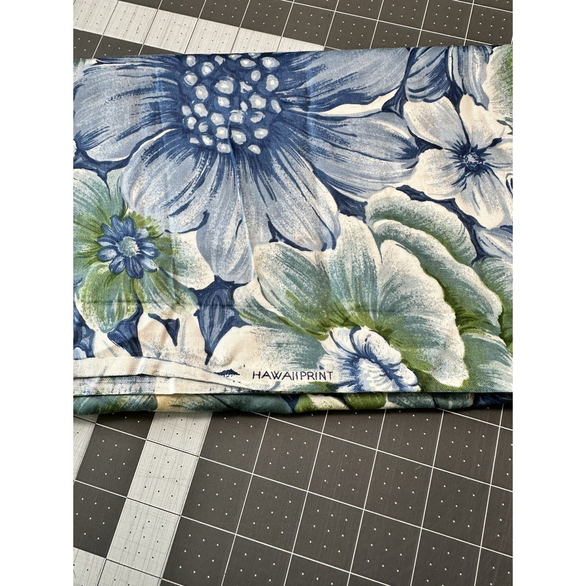 Vintage Cut & Sew Fabric Panel Hawaiian Floral Shorts Pattern HAWAIIPRINT