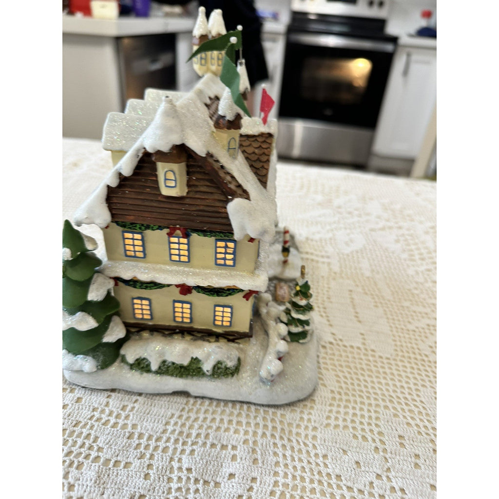 Hawthorne Christmas Village Rudolph's Christmas Town- Santa & Mrs Clause Castle