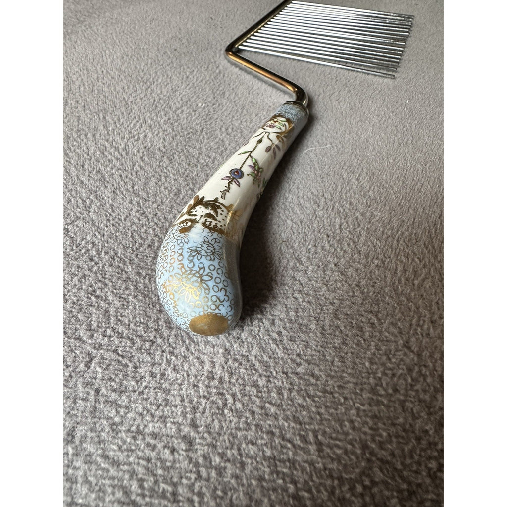 Vintage Porcelain Handle Angel Food Cake Breaker Comb Floral Slicer Cutter