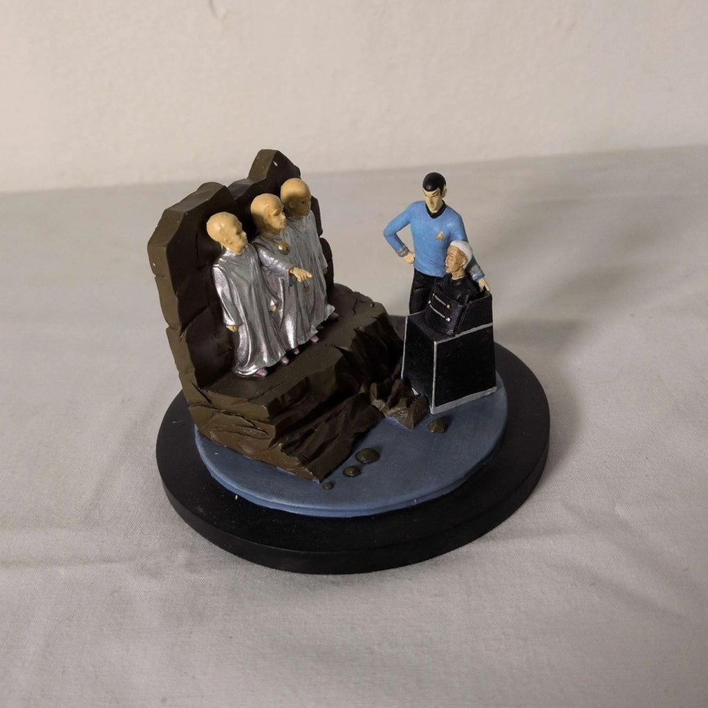 Hawthorne Village Star Trek Man Trap + Menagerie COA Diorama Enterprise