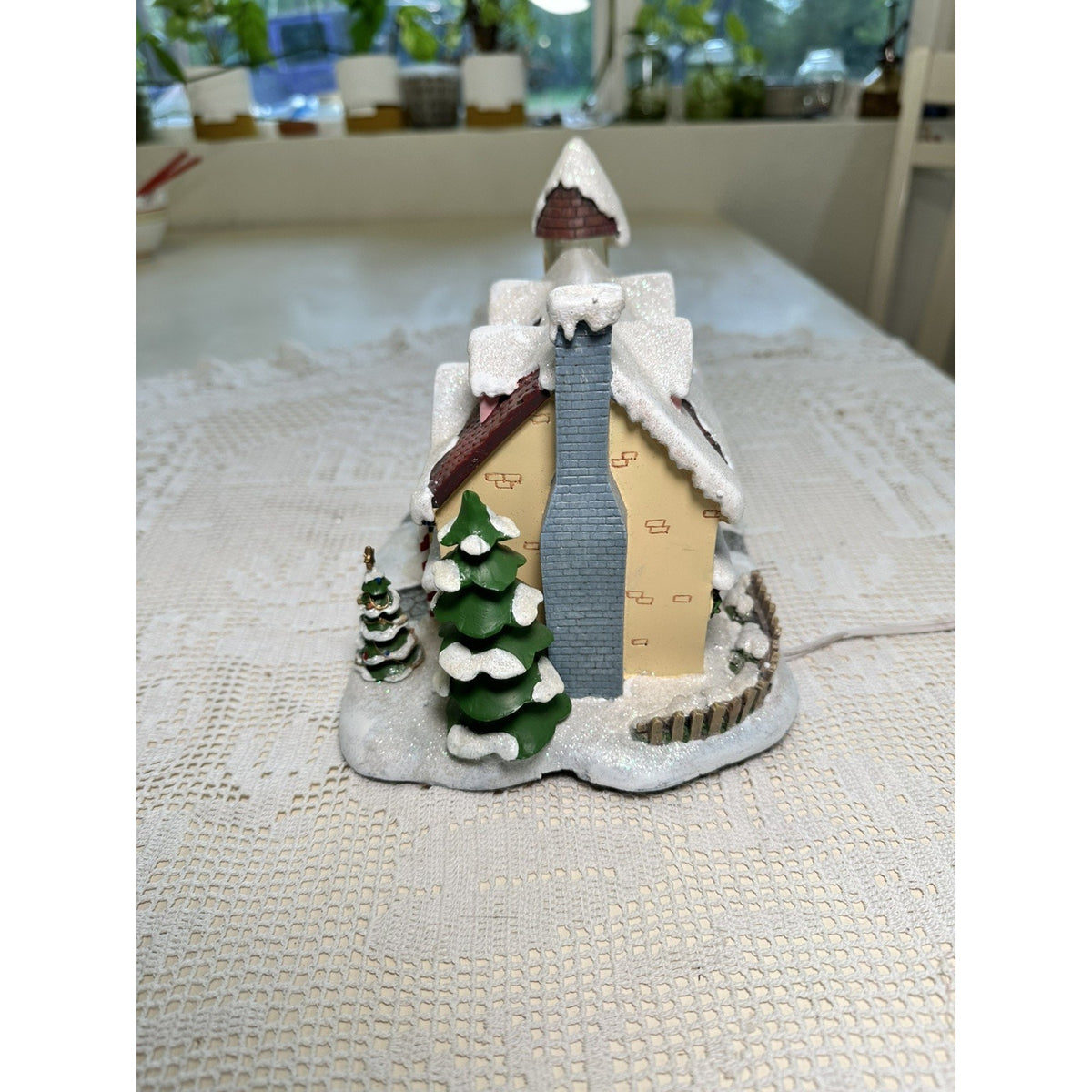 Hawthorne Village Santa's Toy Workshop & Red Sleigh Rudolph's Christmas 79056