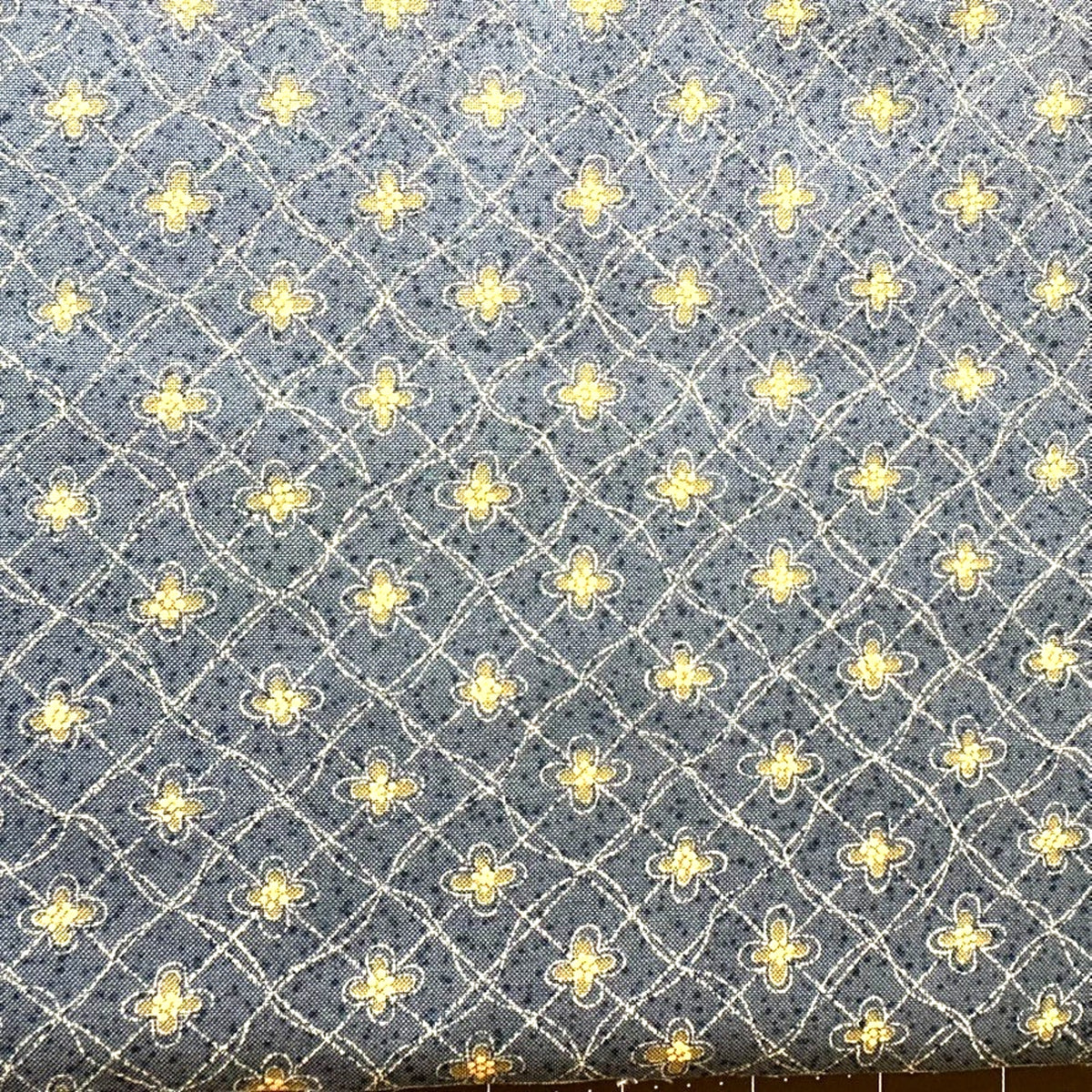 Clothworks Backyard Vintage Blue Floral Lattice Quilting Cotton by 1/2Y OOP