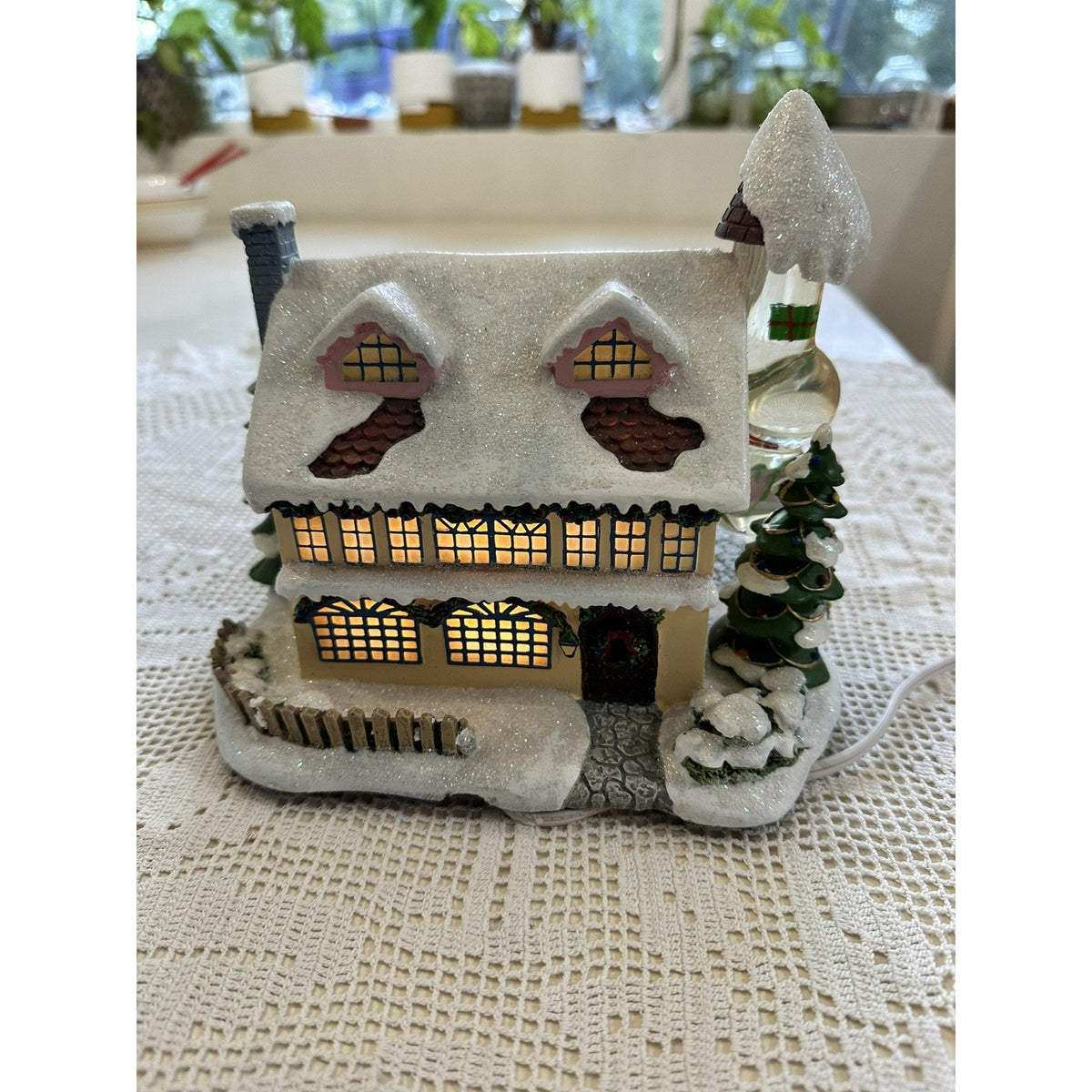 Hawthorne Village Santa's Toy Workshop & Red Sleigh Rudolph's Christmas 79056