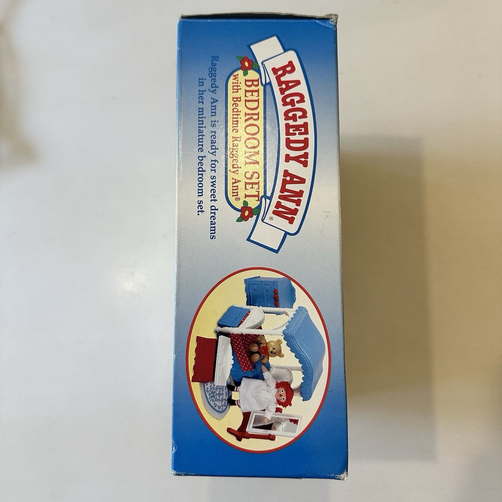 Vintage 1997 Raggedy Ann Bedroom Set: Canopy Bed, Doll, Teddy Bear (NIB)