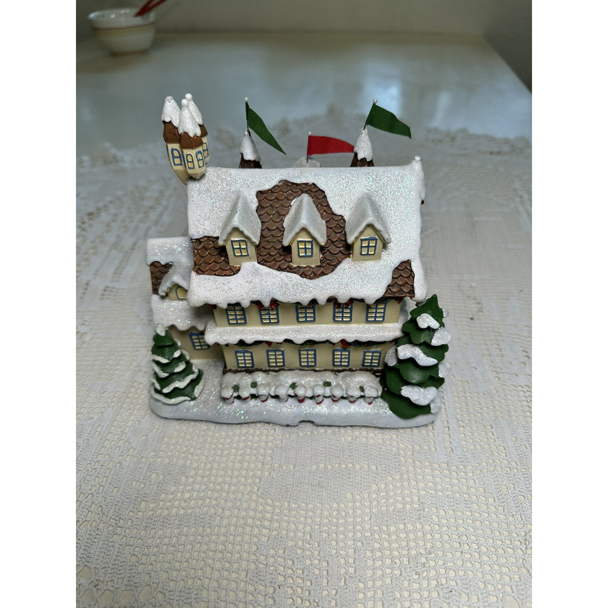Hawthorne Christmas Village Rudolph's Christmas Town- Santa & Mrs Clause Castle