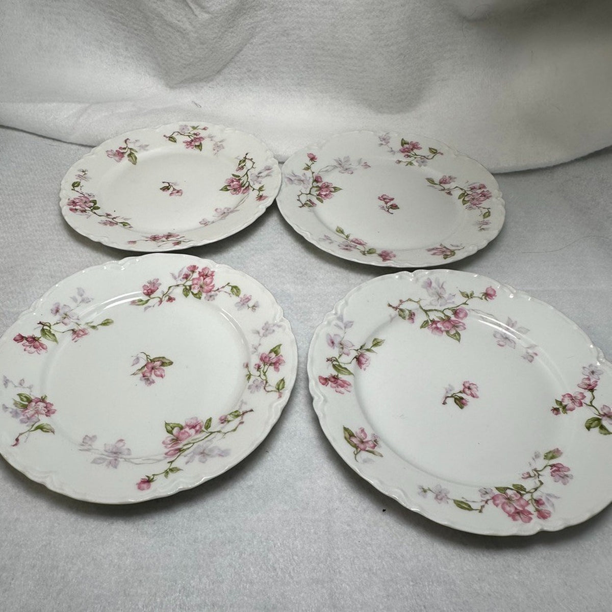 Set of 6 Antique Haviland Limoges Schleiger 37 Plates (2x 7.25" & 4x 6.25")