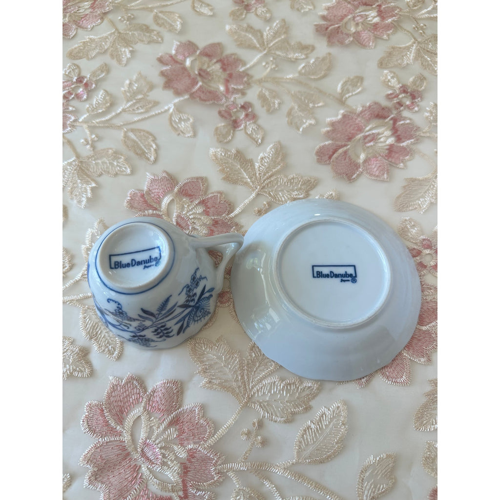 Vintage Blue Danube Japan Blue Onion Cup & Saucer Set of 5 Porcelain Tea Coffee