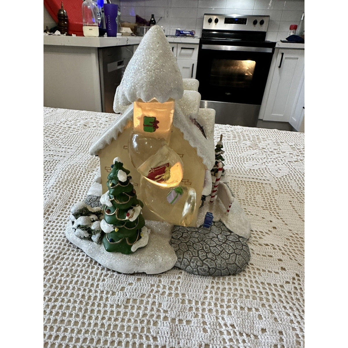 Hawthorne Village Santa's Toy Workshop & Red Sleigh Rudolph's Christmas 79056