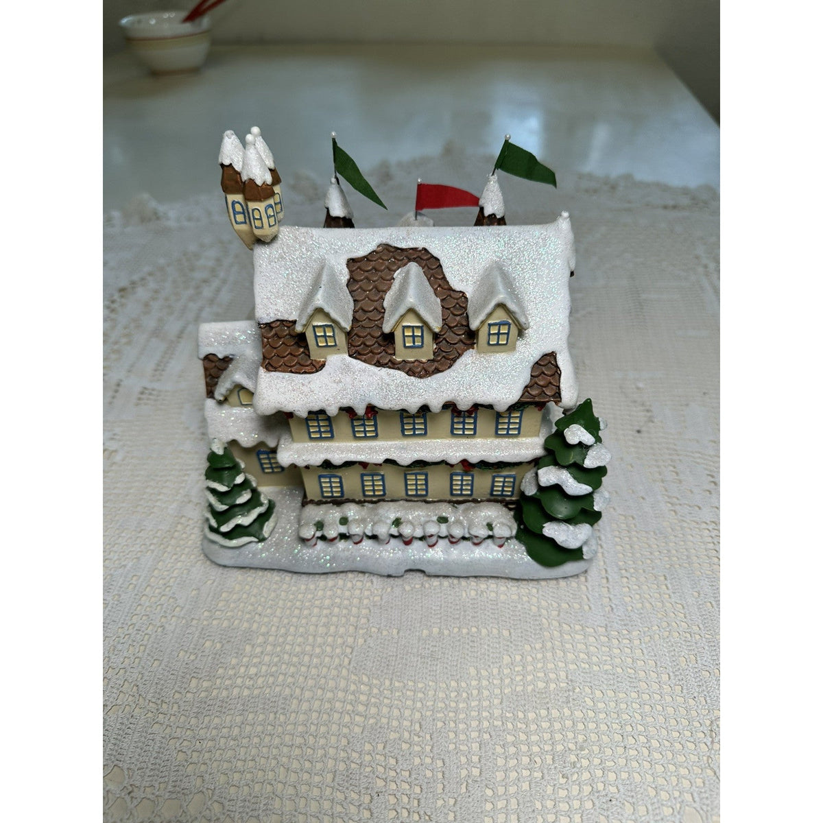 Hawthorne Christmas Village Rudolph's Christmas Town- Santa & Mrs Clause Castle