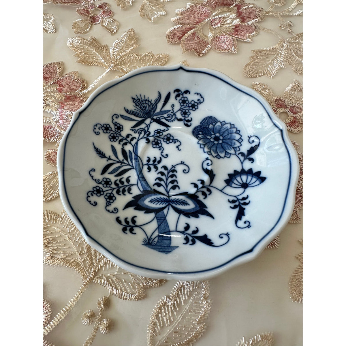 Vintage Blue Danube Japan Blue Onion Cup & Saucer Set of 5 Porcelain Tea Coffee